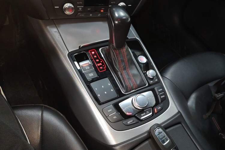 Used Audi A6L 2016 30 FSI Special Edition Gear Lever