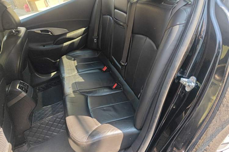 Used Buick LaCrosse 2010 2.0T Haoya Edition
