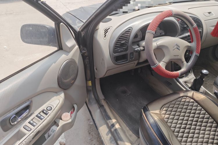 Used Citroen Elysee 2012 Sedan 1.6L Manual Tech Model CNG
