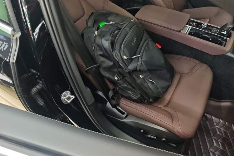 Used Volvo S90 2026 B5 Zhiyi Luxury Edition