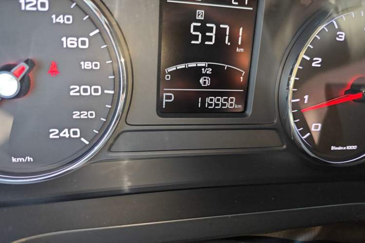 Used Roewe i6 2017 20T Automatic Internet Smart Edition