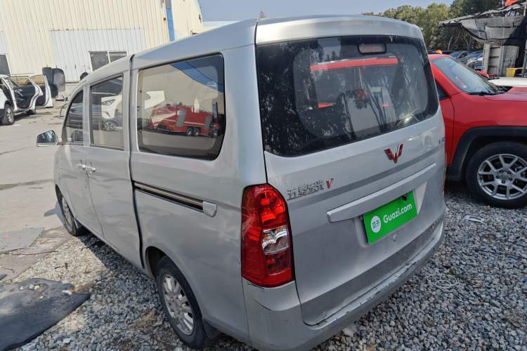 Used Wuling Rongguang V 2016 1.5L Standard Version