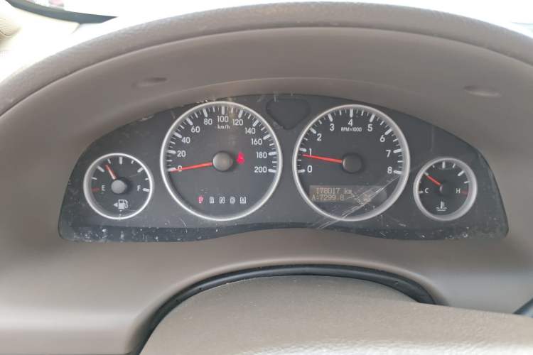 Used Buick GL8 2014 2.4L Classic Edition Instrument Cluster