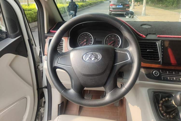 Used SAIC MAXUS G10 2016 2.4L Manual Elite Edition Steering Wheel