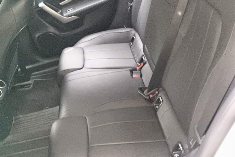 Used Mercedes-Benz A-Class 2022 Restyled A 200 L Sport Sedan Fashion Version