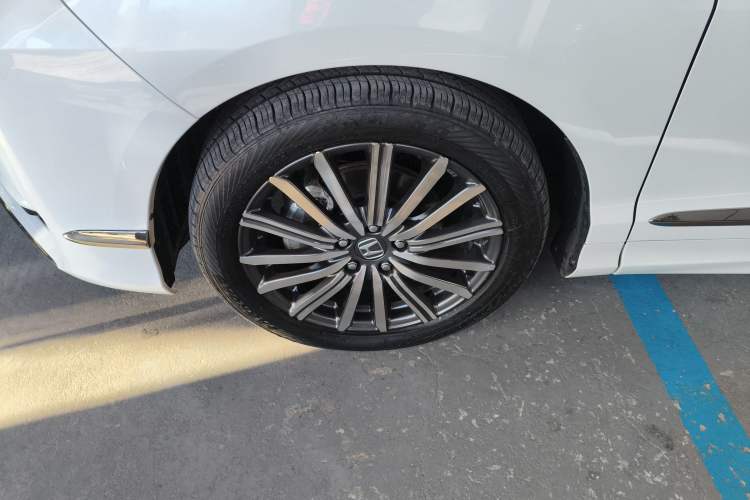 Used Honda Elysion 2022 2.0L eHEV Luxury Edition
