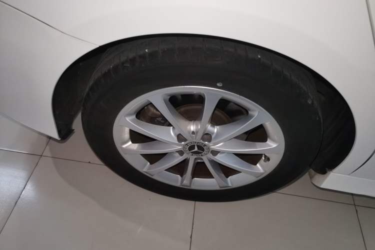 Used Mercedes-Benz A-Class 2022 Restyled A 200 L Sport Sedan Fashion Version Exterior 5