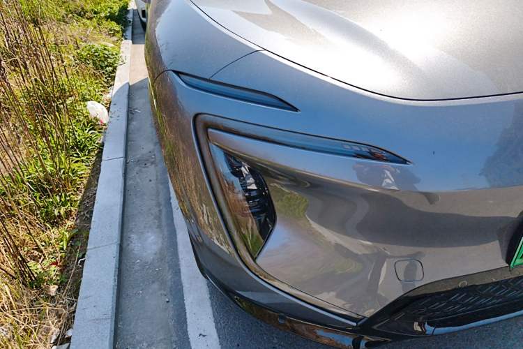 Used Avatr 07 2024 Pro Extended-Range Edition Right Front Headlight