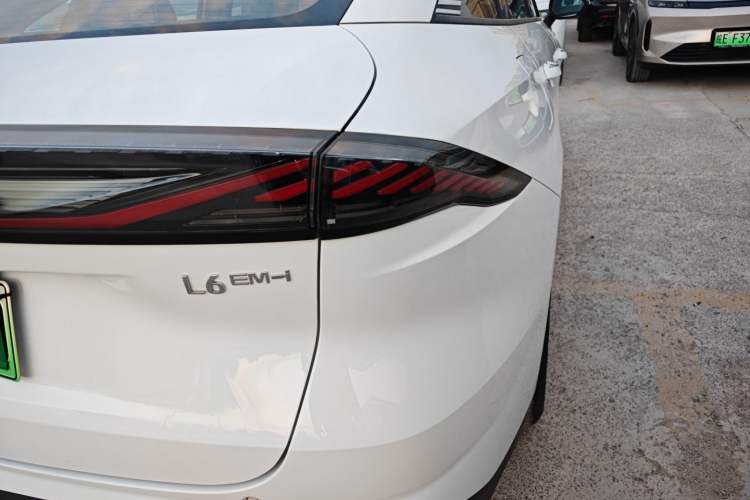 Used Geely Galaxy L6 2025 EM-i 140km Explorer+ Edition
