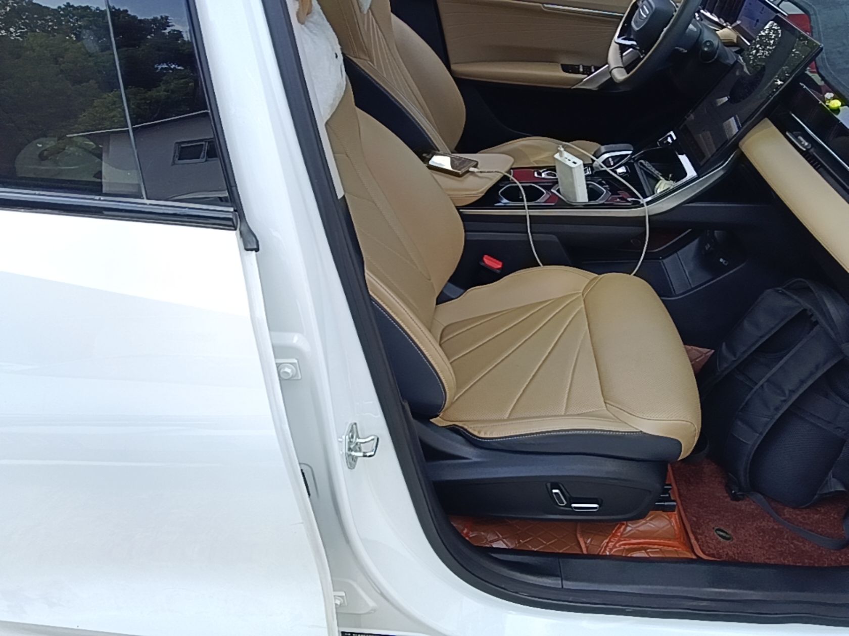 Geely Auto FX11 2023 1.5TD DCT Prestige Edition — снимка 19