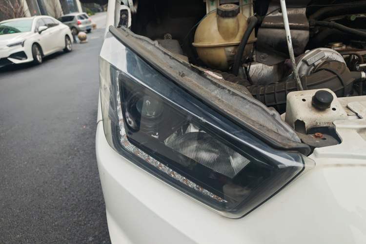 Used JMC Transit 2017 2.8T Commercial Version Short Wheelbase Mid-Roof 6/7/8-Seater JX493
