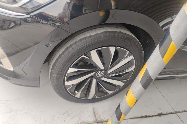 Used Volkswagen Passat 2022 330TSI Luxury Edition
