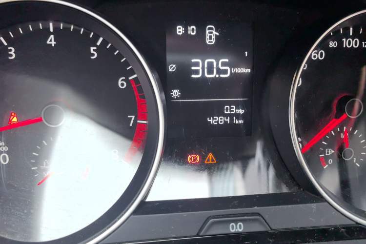 Used Volkswagen Golf 2018 1.6L Manual Fashion Edition