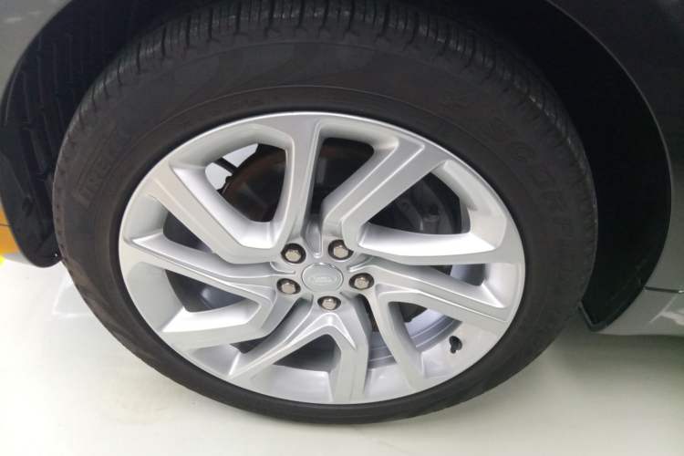 Used Land Rover Range Rover Sport 2020 3.0 L6 HSE DYNAMIC
