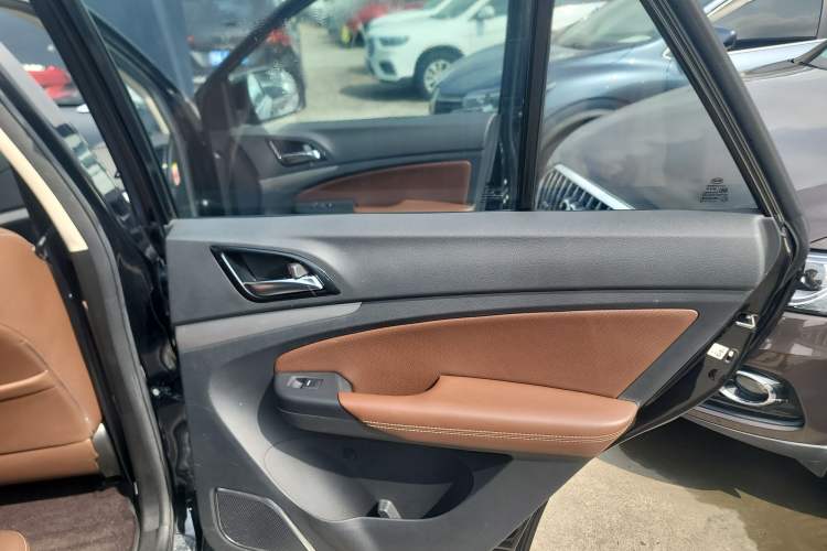 Used BYD S7 2016 1.5T Manual Luxury Edition
