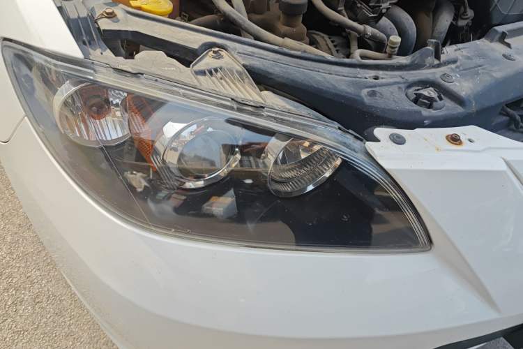 Used Mazda 3 2010 1.6L Automatic Classic Elite Edition Right Front Headlight