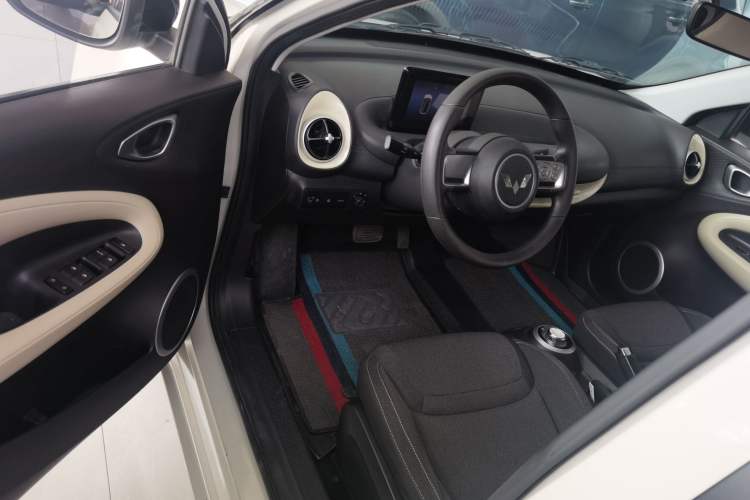 Used Wuling Bingo 2023 203km Light Edition
