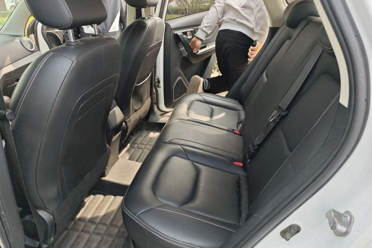 Used Bestune X40 2017 1.6L Automatic Connected Smart Cool Edition
