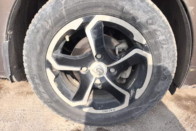 Used Baojun 630 2012 1.5L DVVT automatic comfort version