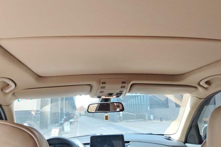 Used BMW X1 2012 sDrive18i Luxury Edition