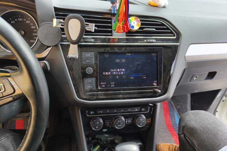 Used Volkswagen Tiguan L New Energy 2019 430 PHEV Hybrid Flagship Model Audio And AC Panel