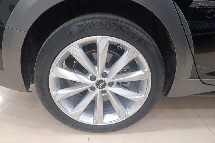 Used Audi A6 2022 allroad quattro Explorer 55 TFSI Prestige Off-Road Model
