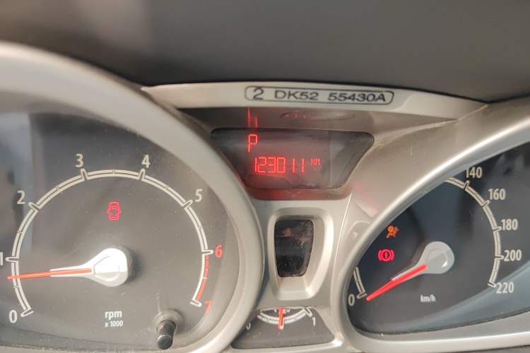 Used Ford Fiesta 2011 Hatchback 1.5L Automatic Fashion Edition
