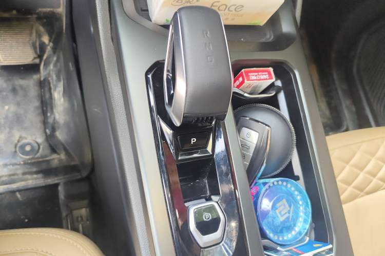 Used Geely Auto Haoyue L 2023 2.0T DCT Flagship Version
