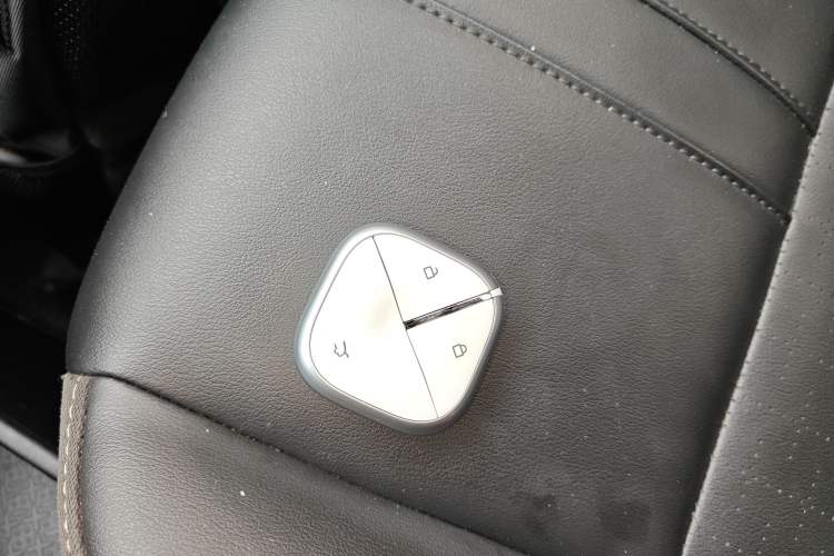 Used Baojun Spark EUV 2024 Flagship Edition 4 Seats Interior 1