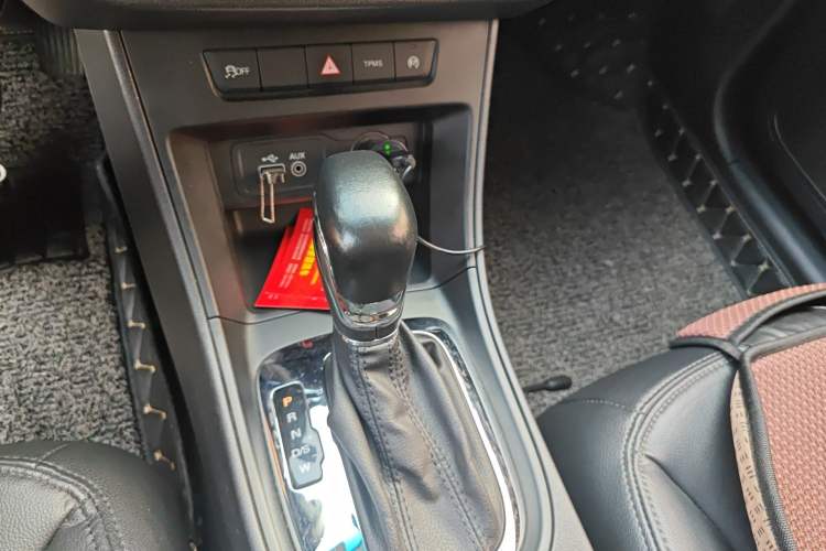 Used Roewe 360 2015 20T TST Deluxe Edition