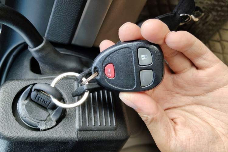 Used Buick GL8 2012 2.4L BASE Comfort Edition Vehicle Key