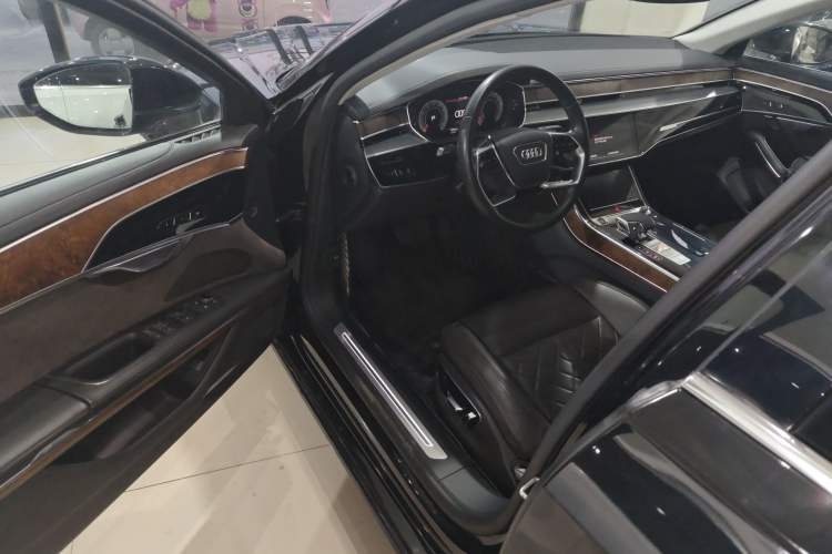 Used Audi A8 2021 A8L 55 TFSI quattro Luxury Model