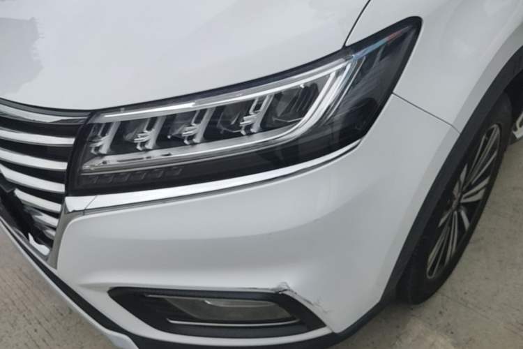 Used Roewe RX5 2019 20T Two-Wheel Drive Automatic Ali Smart Connectivity Platinum Edition
