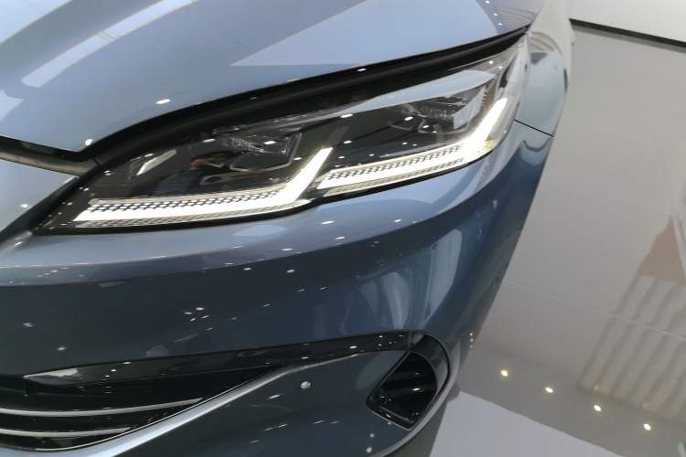 Used BYD Seal 06 New Energy 2025 DM-i Smart Drive 120KM Deluxe Model Left Front Headlight