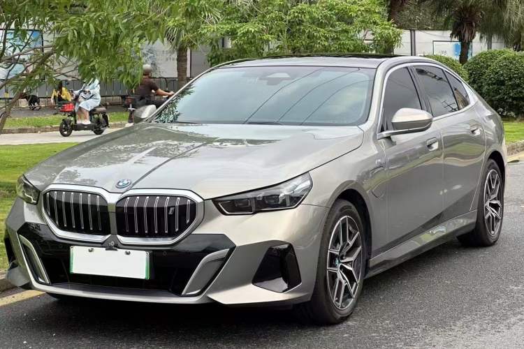 Used BMW i5 2024 eDrive 35L M Sport Package
