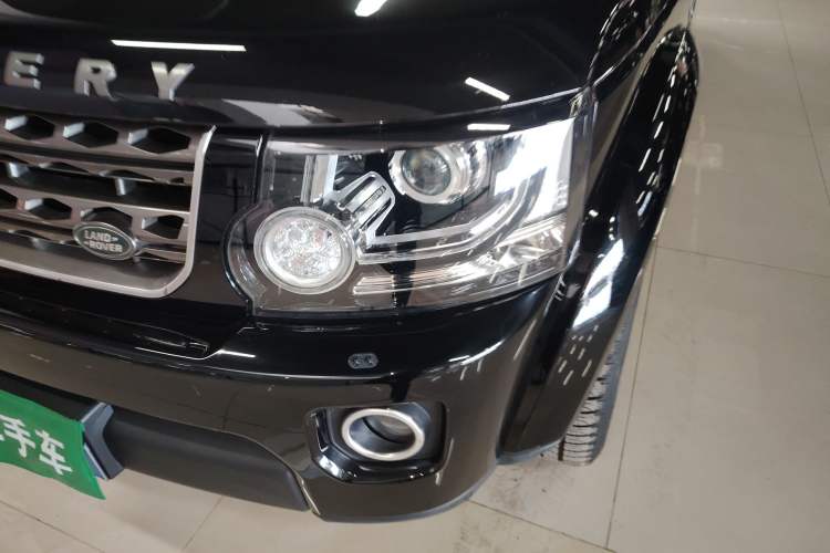 Used Land Rover Discovery 2016 3.0 SC Obsidian Black Heritage Edition SE