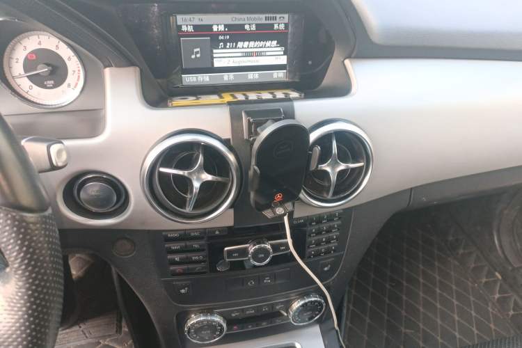 Used Mercedes-Benz GLK-Class 2013 Facelift GLK 300 4MATIC Fashion Edition