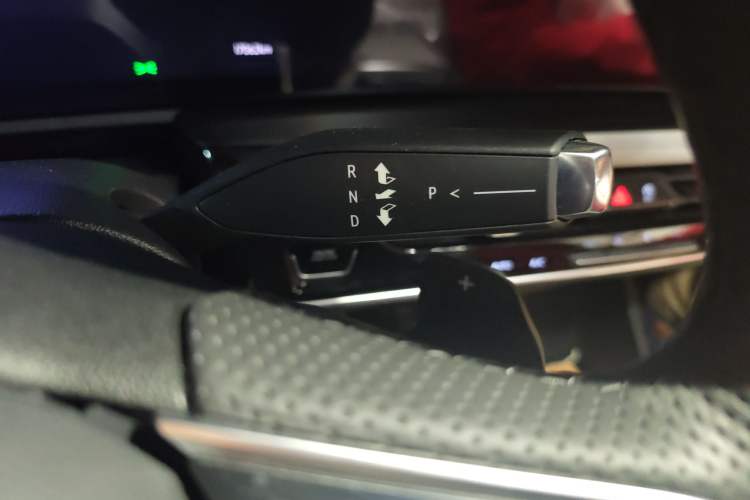 Used Buick LaCrosse 2024 Avia Edition Gear Lever