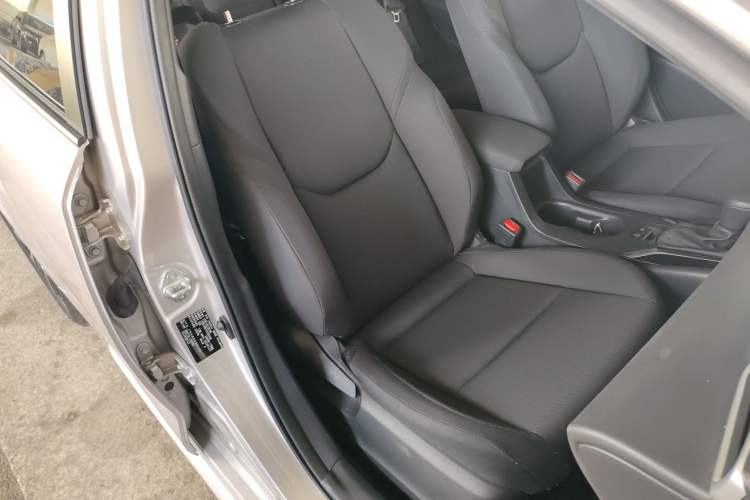 Used Toyota Levin 2023 Smart Electric Hybrid Dual-Engine 1.8L Leading Edition Right Front Seat