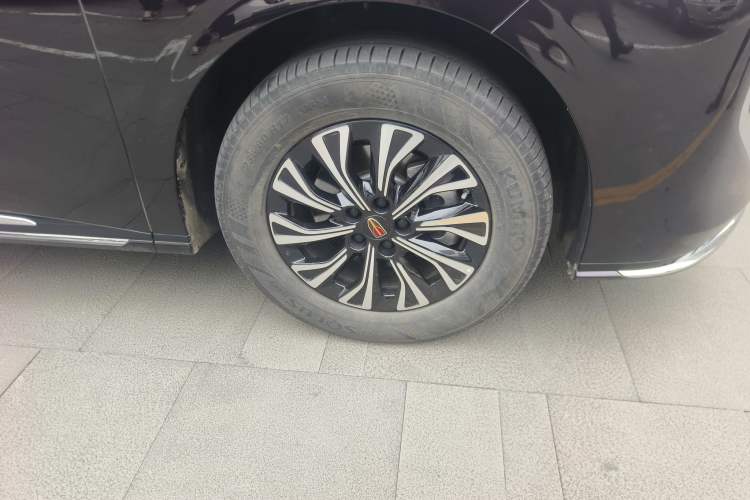 Used Hongqi HQ9 PHEV 2024 2.0T Four-Wheel Drive Business Edition Right Front Wheel Hub