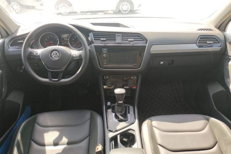 Used Volkswagen Tiguan L 2018 Facelift 330TSI Automatic Two-Wheel Drive Luxury Edition
