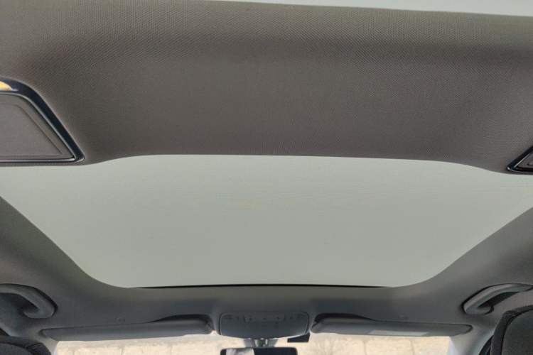 Used Mercedes-Benz E-Class 2019 E 300 L Stylish Model