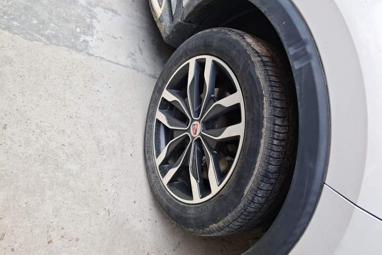 Used Roewe RX5 2016 20T Two-Wheel Drive Automatic Flagship Edition