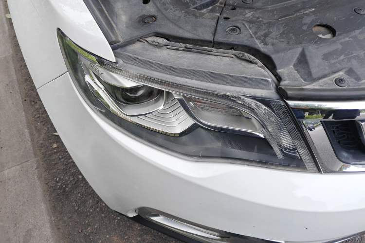 Used Geely Auto Emgrand X7 Sport 2016 1.8TD Automatic ZhiZun Version
