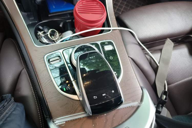 Used Mercedes-Benz GLC 2019 Refreshed GLC 300 L 4MATIC Dynamic Edition
