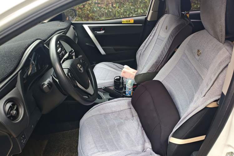 Used Toyota Levin 2017 Revised Dual-Engine 1.8H GS E-CVT Elite Sunroof Version China V Standard