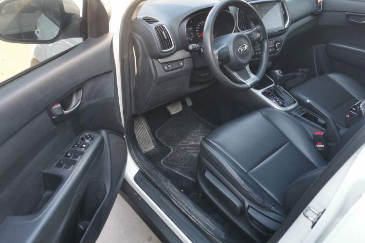 Used Kia KX3 2017 1.6L Automatic Aoya Version
