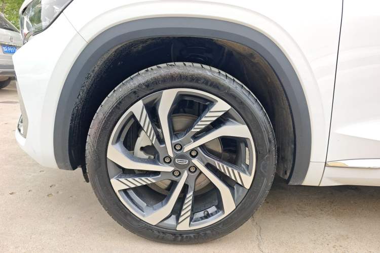 Used Geely Auto Monjaro L 2024 2.0TD High-Power Automatic Two-Wheel Drive Skyline Edition Left Front Wheel Hub