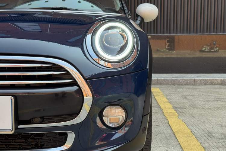 Used MINI 2018 1.5T COOPER Artist