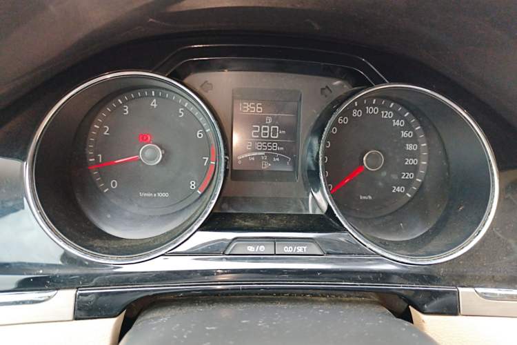 Used Volkswagen Bora 2013 1.6L Manual Comfort Model Instrument Cluster
